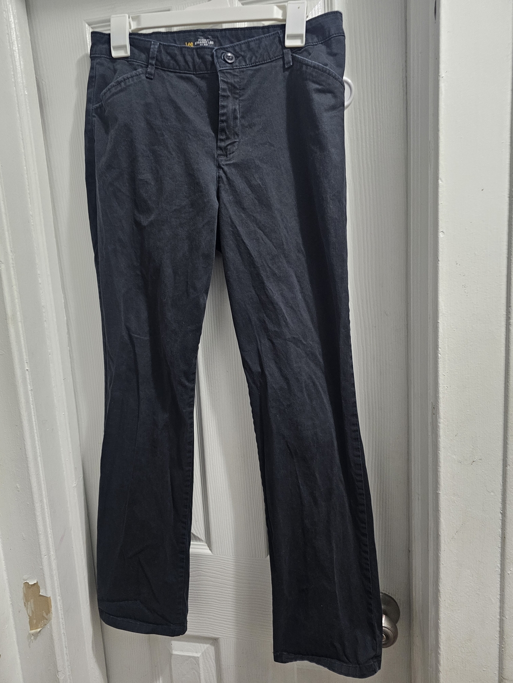 Lee Women's Straight Leg Pants in Black Size 10 Medium